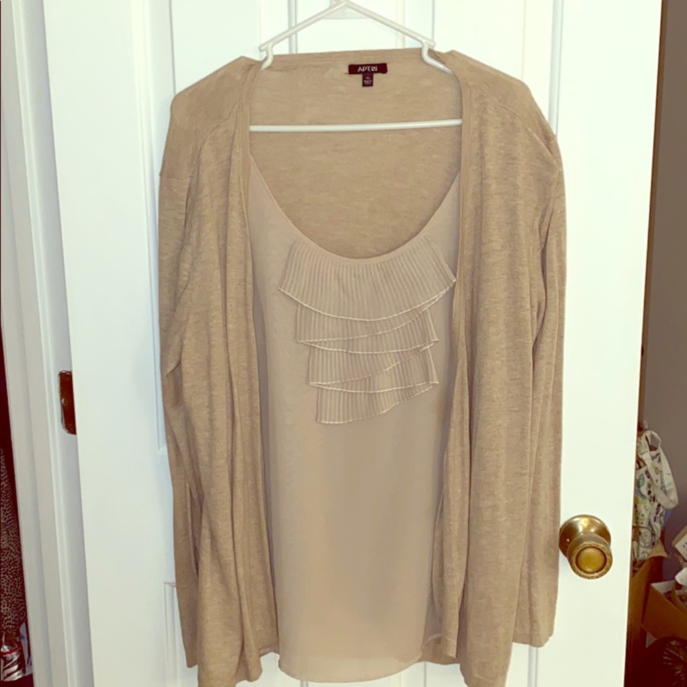 Women’s Beige Blouse/Sweater